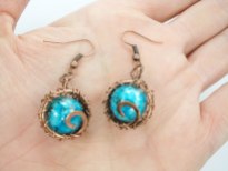 copper-wire-earrings-necklace-plastik-beads-wire-wrap-jewellery-unique-earrings-blue-beads-blue-jewellery-3